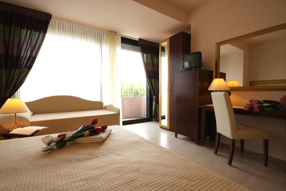 Hotel Metropolitan Bellaria-Igea Marina Buitenkant foto