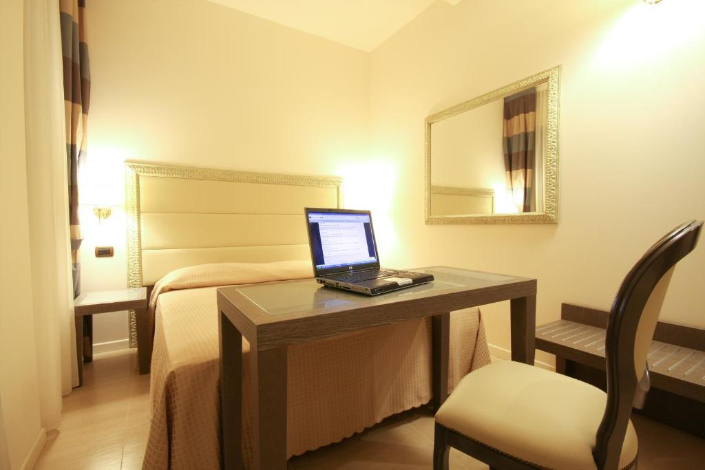 Hotel Metropolitan Bellaria-Igea Marina Buitenkant foto