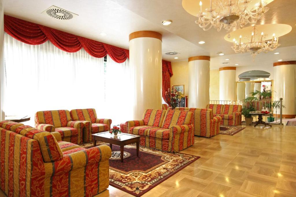 Hotel Metropolitan Bellaria-Igea Marina Buitenkant foto